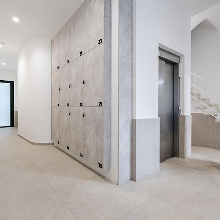 مدريد Feelathome Castilla Apartments المظهر الخارجي الصورة