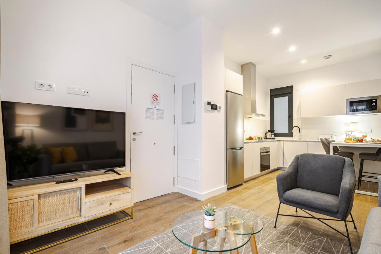مدريد Feelathome Castilla Apartments المظهر الخارجي الصورة