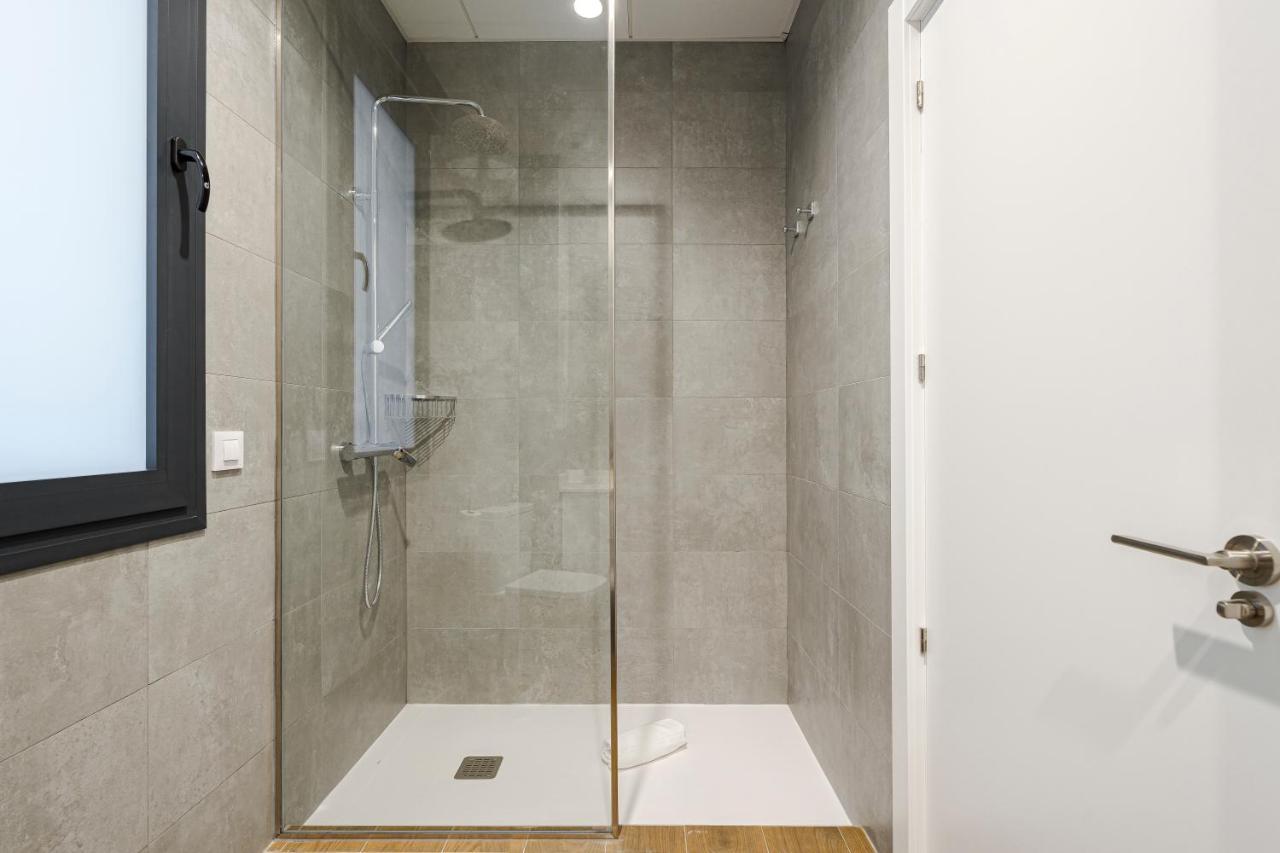 مدريد Feelathome Castilla Apartments المظهر الخارجي الصورة