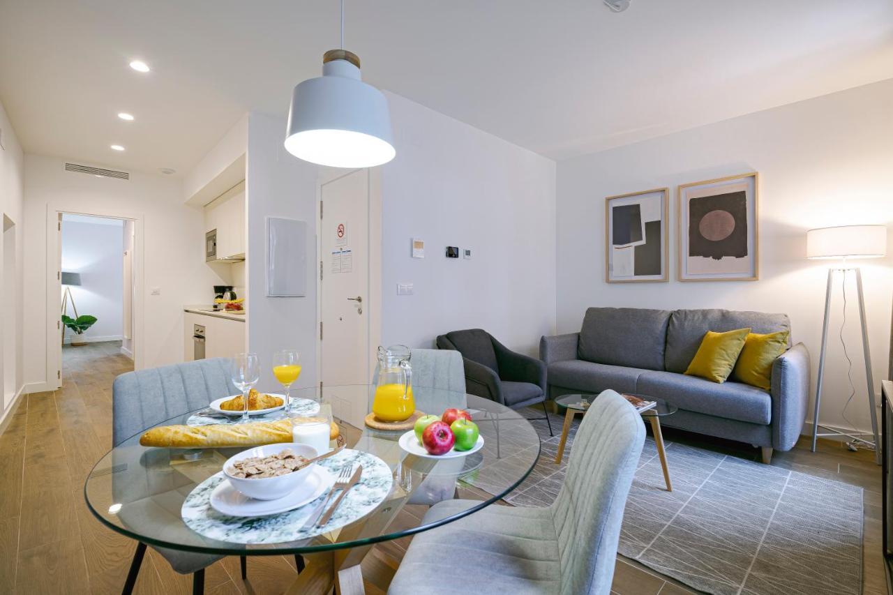 مدريد Feelathome Castilla Apartments المظهر الخارجي الصورة