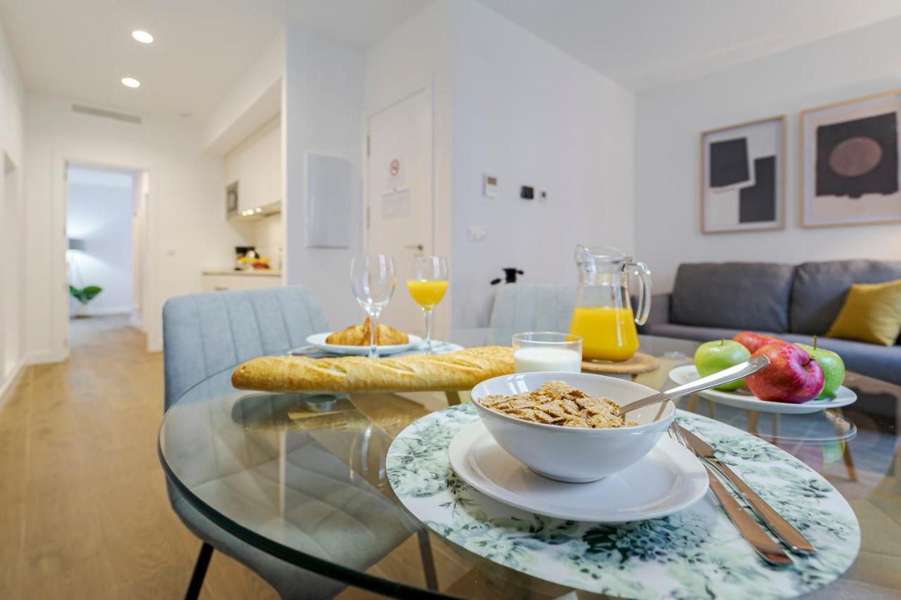 مدريد Feelathome Castilla Apartments المظهر الخارجي الصورة
