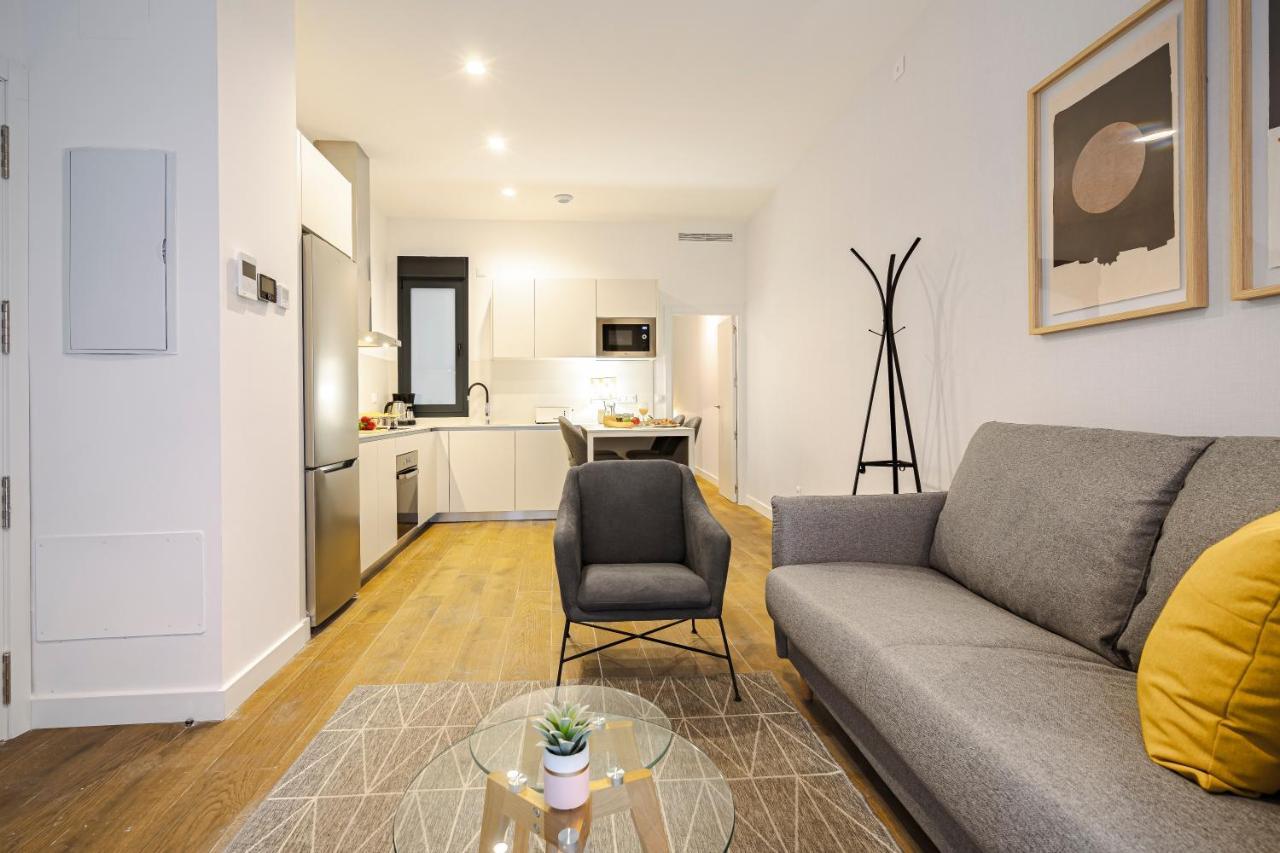 مدريد Feelathome Castilla Apartments المظهر الخارجي الصورة