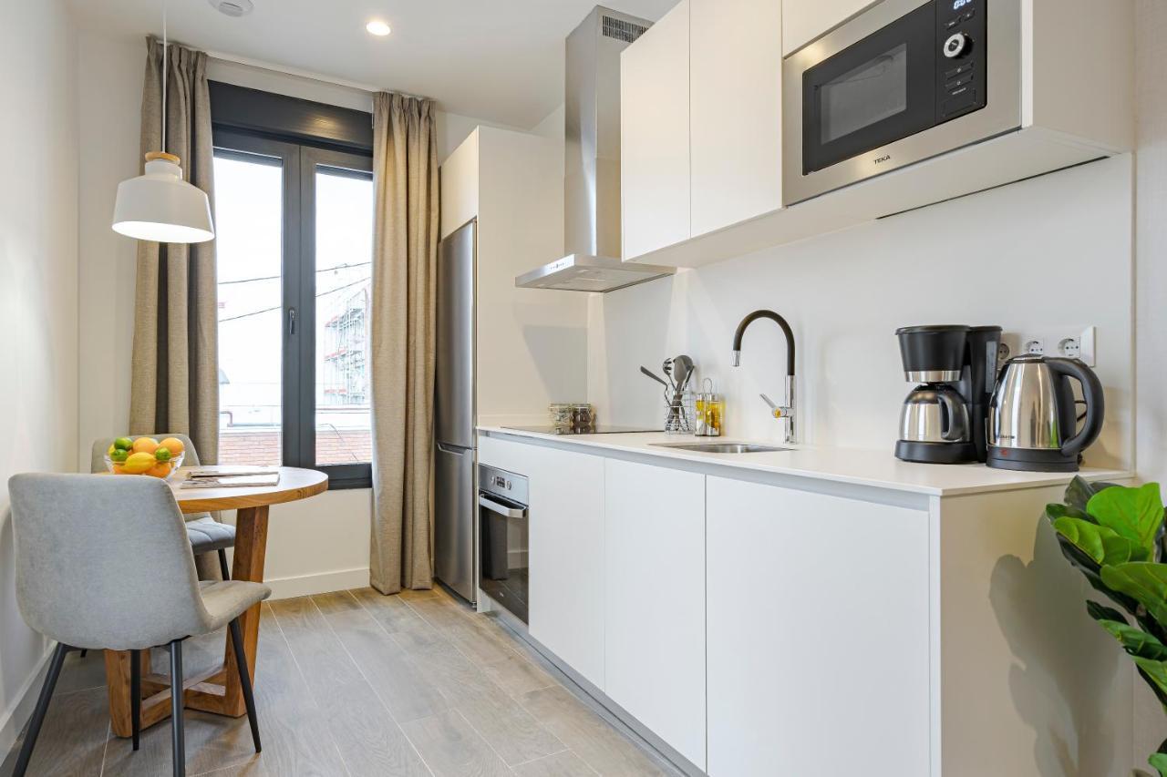 مدريد Feelathome Castilla Apartments المظهر الخارجي الصورة